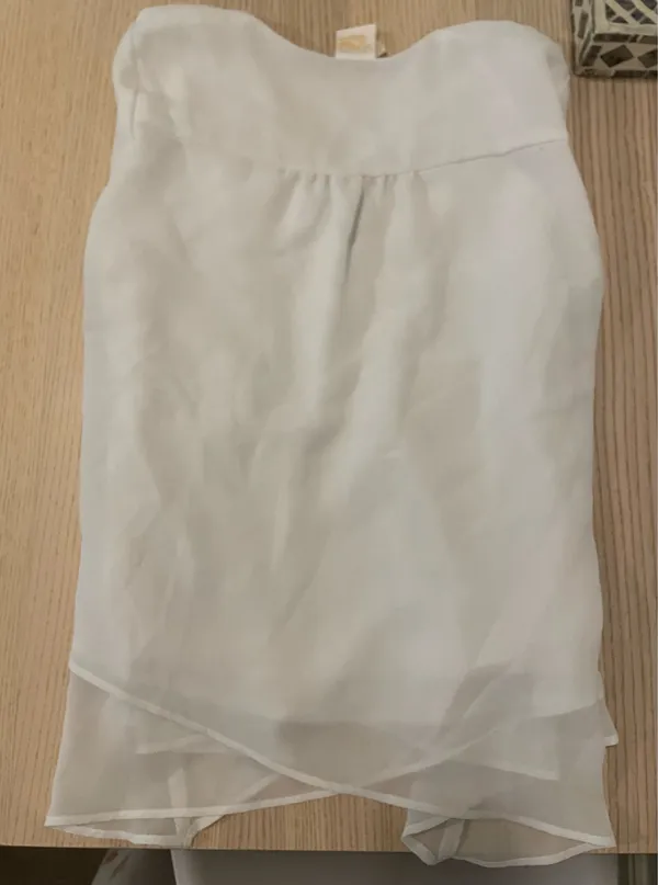 White flowy blouse Size XS - Image 2