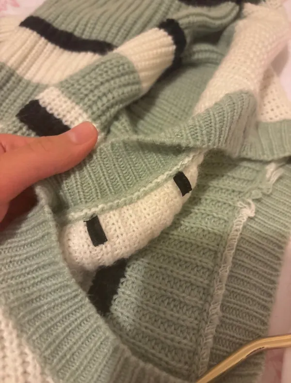 Green striped cropped sweater - Image 4