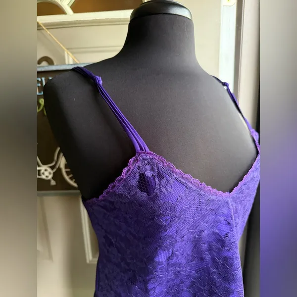 Vintage 80s Victoria’s Secret gold label lace satin cropped cami, size medium - Image 3