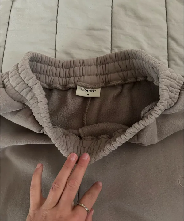 Comfrt sweatpants - Image 4