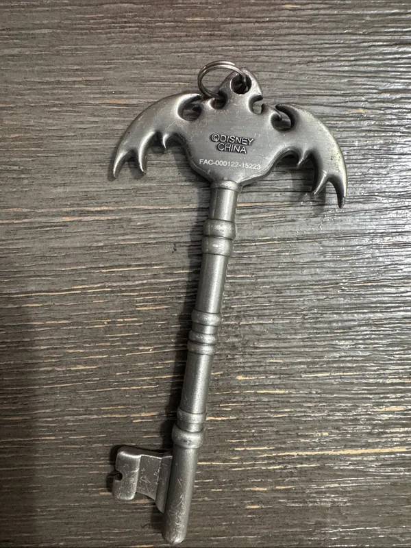 Disney Haunted Mansion Bat Wing Skeleton Key - Image 3