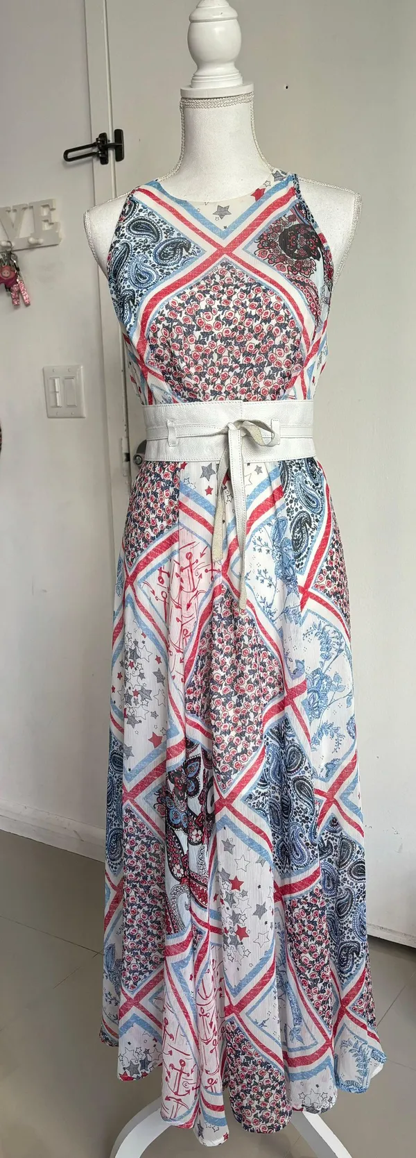 Guess White Leather Waist Belt Size Small - Image 10