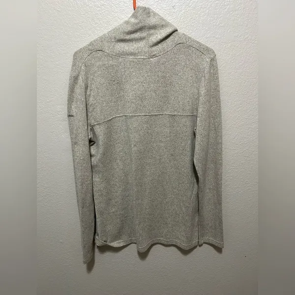 Columbia Beige Cowl Neck Fleece Sweater Outdoor Layer Size Medium - Image 3