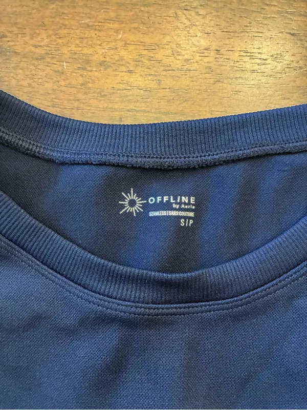 Aerie Offline Top Women’s Small Navy Blue Short Sleeve Workout Shirt Cropped - Image 2