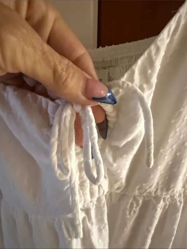 Hollister White Ruffle Strap Tie-Front Peplum Camisole - Image 4