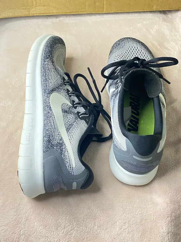 Nike Free RN Women Running Shoes Size 7.5 - Image 4