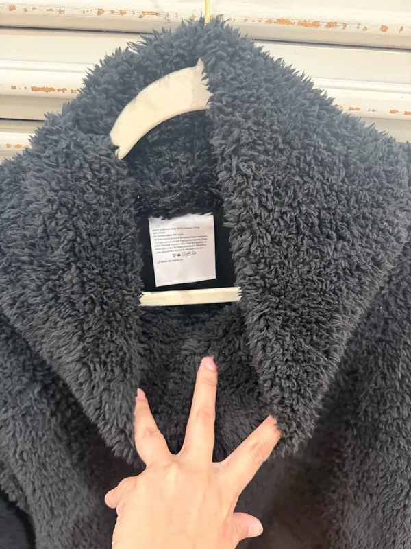 Lululemon Sherpa pullover - Image 2
