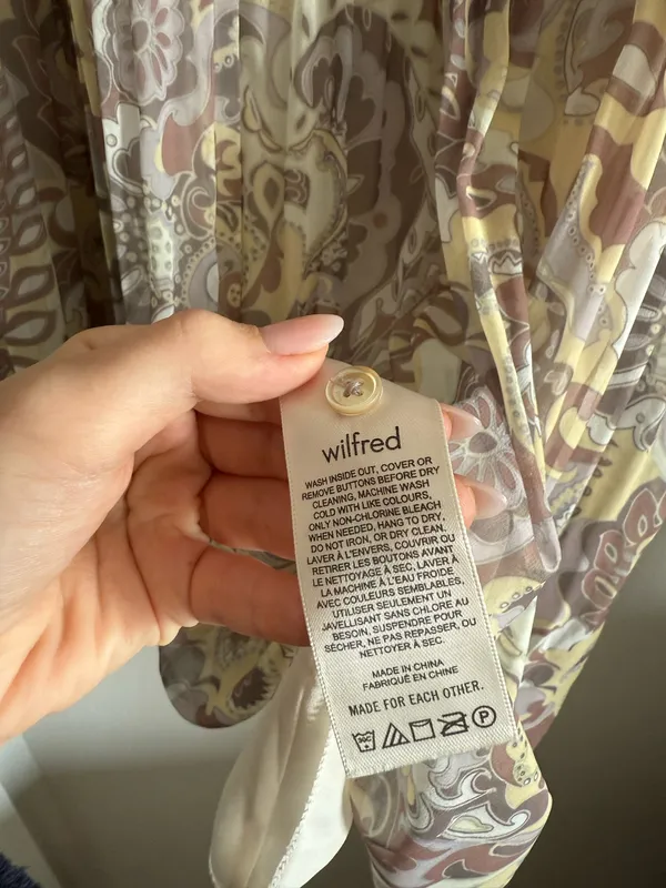 Aritzia Wilfred long sleeve dress - Image 4