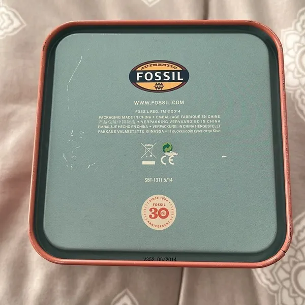 Fossil Collectible 30th Anniversary Watch Tin Box - Image 5
