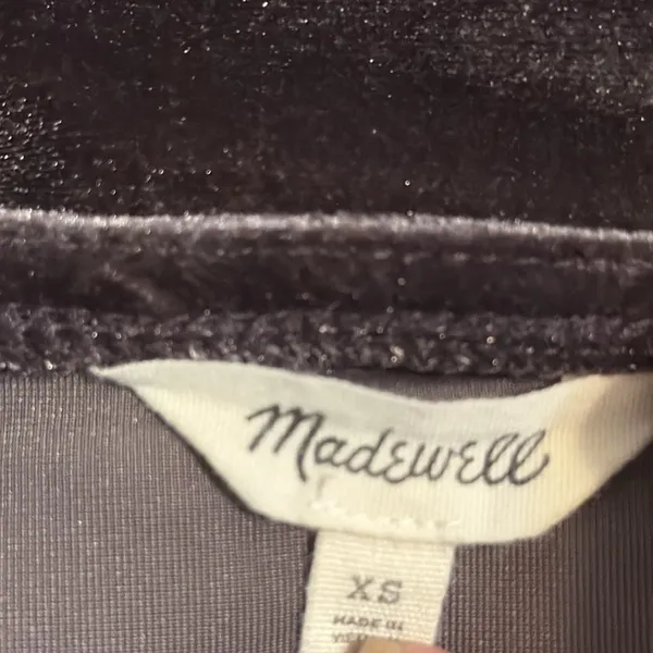 Madewell Velvet V-Neck Velvet Balloon Sleeve Top - Image 7