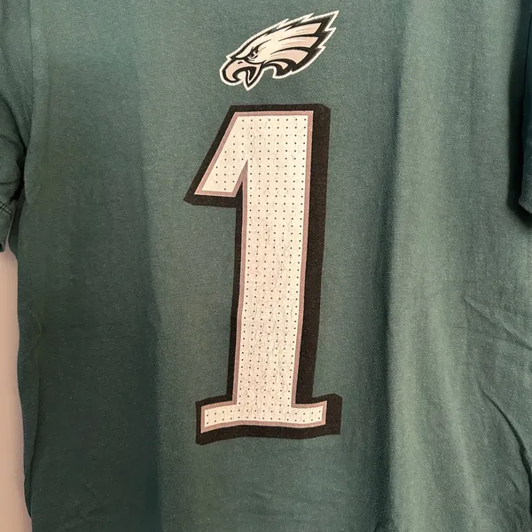 Nike Eagles Jalen Hurts T-shirt Small - Image 2