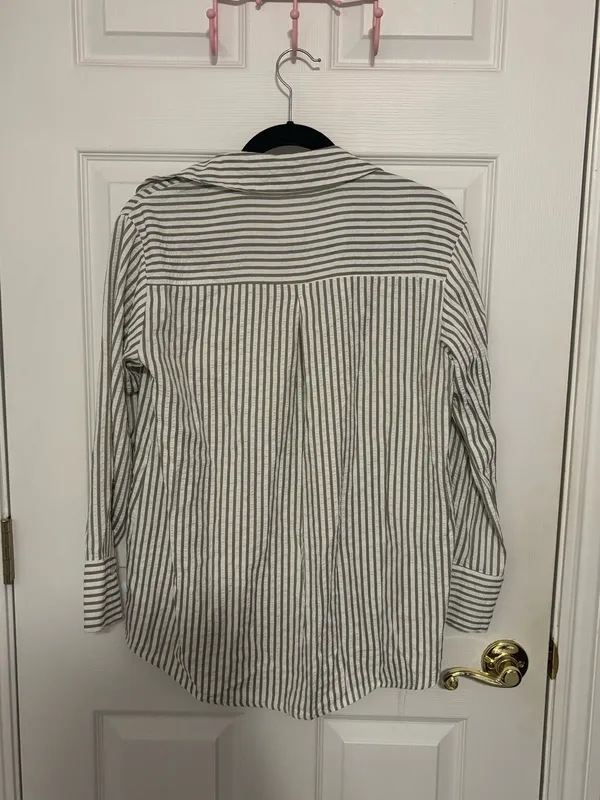 stripped button up Green Size M - Image 3