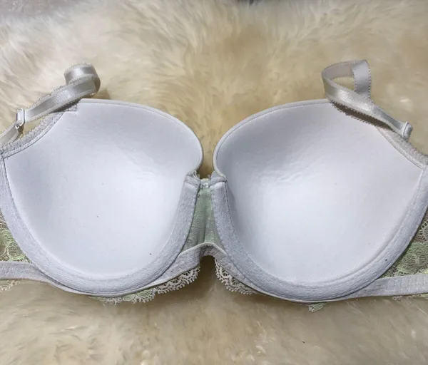 Victoria’s Secret Bra - Image 3