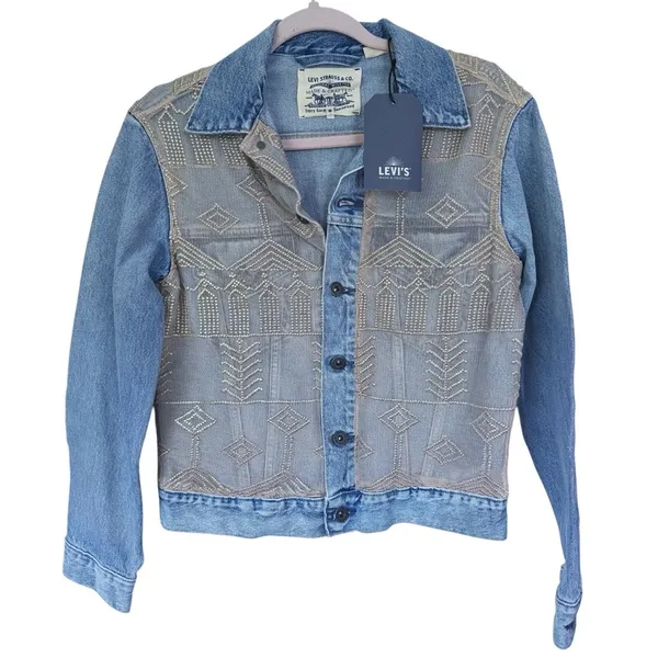 NWT Levis Womens Trucker Denim Jacket Western Boho Embroidered Small Cowgirl - Image 3
