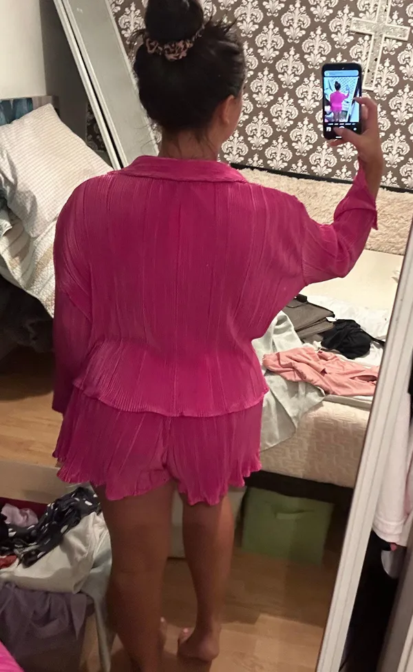 VICI Plisse High Waist Shorts/ Long Sleeve Top Set - Magenta - Image 2