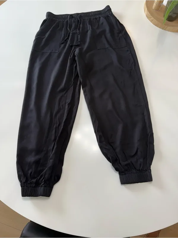 Black Jogger Pants for Women Size Medium NWOT - Image 2