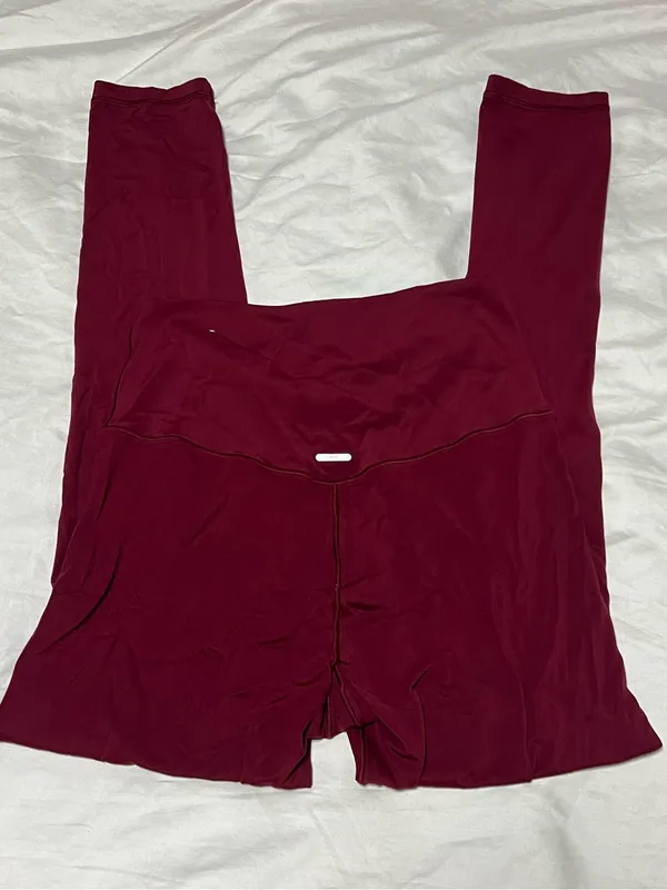 Balletcore Coquette Red Aerie Stretch Leggings Size Medium - Image 4