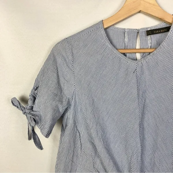Zara Blue & White Stripe Tie Front‎ Short Sleeve Blouse M - Image 3