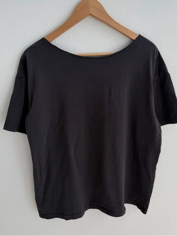 Hennes & Mauritz Yale Off the Shoulder Tee Distressed College Shirt Grunge - Image 9