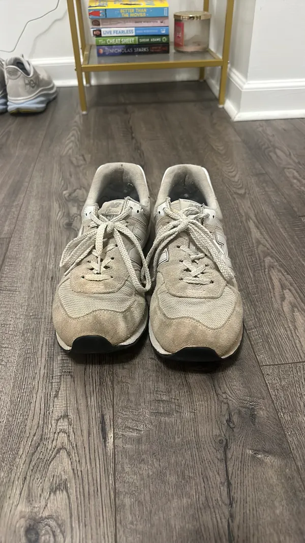 574s - Image 3