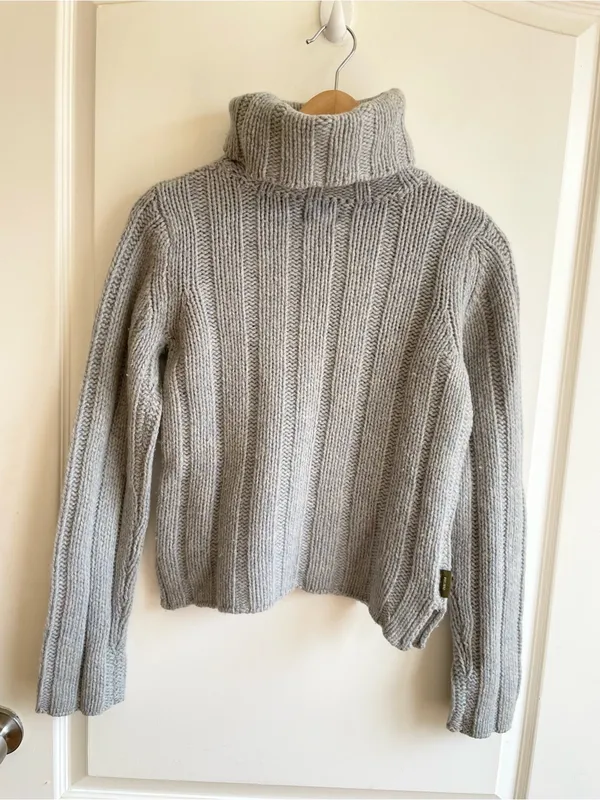 VTG Abercrombie & Fitch Merino Wool Sweater Size M Hong Kong Y2K Chunky Knit - Image 2