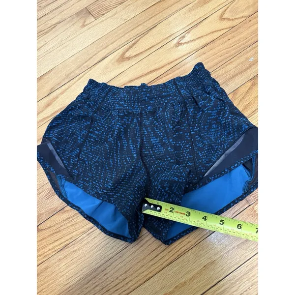 Lululemon Hotty Hot Short‎ II (2.5") Pulse Capri Black Size 4 - Image 6