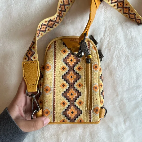 Wrangler Crossbody Bag with Card Wallet Aztec Sling Bag Yellow NEW - Image 7