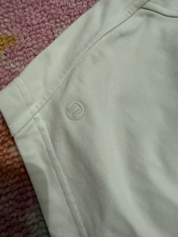 Lululemon Inner Glow High-Rise Shorts 3" - Image 4