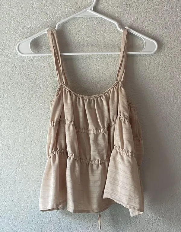 Nasty Gal size 4 cream colored top - Image 4