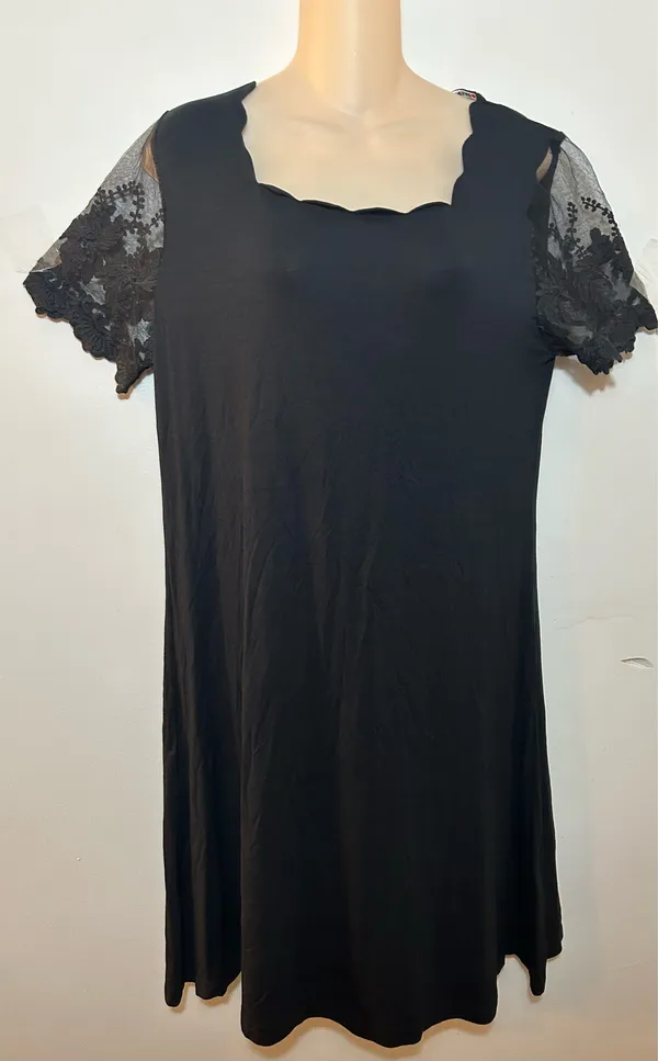 EXPRESS Elegant women's dress. Size L. $28. - Image 2