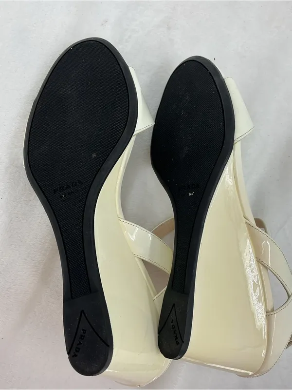 Prada Cream Patent Leather Ankle-Strap Heels B51 - Image 5