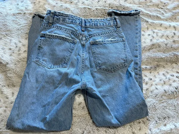 ZARA Jeans - Image 3