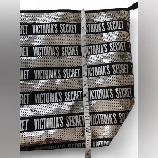 Victoria’s Secret Black Silver Sequin Bling Large Tote Weekender Bag Limited Ed. - Image 10