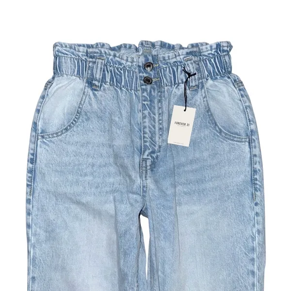 Forever 21 Paperbag Waist Light Wash High Rise Straight Tapered Jeans XS NWT - Image 3