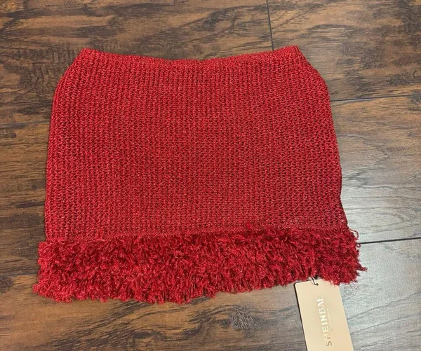 SheIn Red Shimmer Crochet Skirt - Image 3
