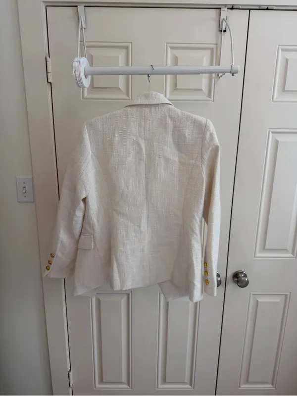Zara White Textured Double-Breasted Blazer with Gold-Tone Buttons – Medium - Image 3