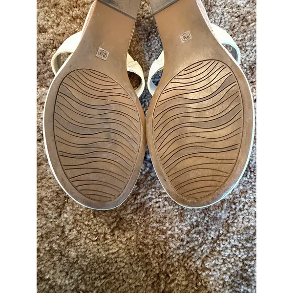 Impo Comfort Low Wedge White Silver Metal Accent Thong Slip-On Sandals Y2K - Image 8