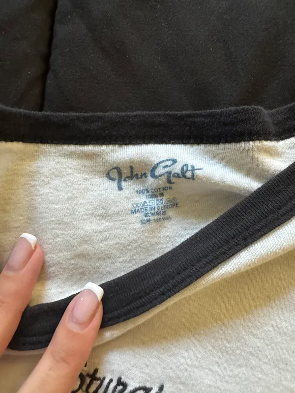 Brandy Melville Long Sleeve Crop Top - Image 2
