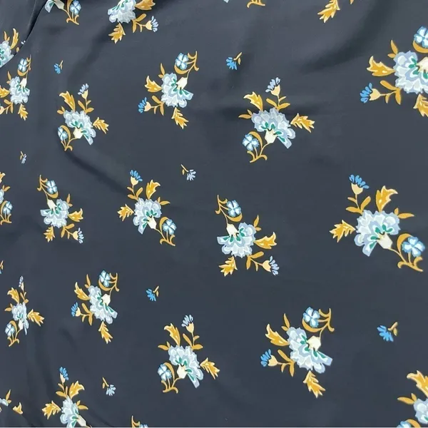 Loft Women's Size L Blouse Top Long Sleeve Blue Floral Polyester Crew Neck - Image 7