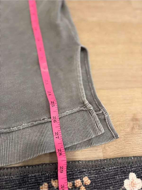 Pilcro by Anthropologie Grey Washed Crewneck Size Meidum - Image 7