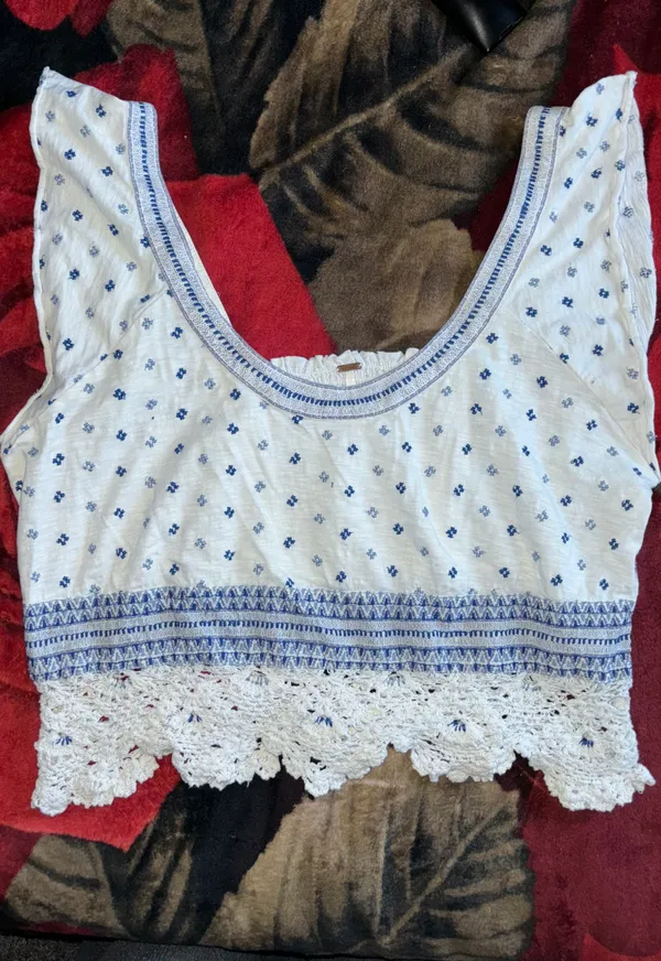 Top - Image 2