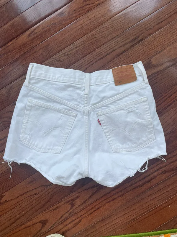Levi's 501 Shorts - Image 2