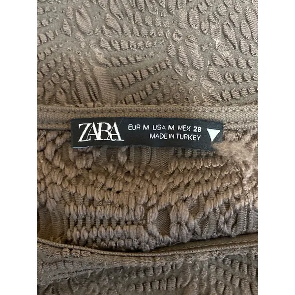 Zara Women's Brown Embossed Textured Long Sleeve Knit Round Neck Crop Top Size M - Image 5