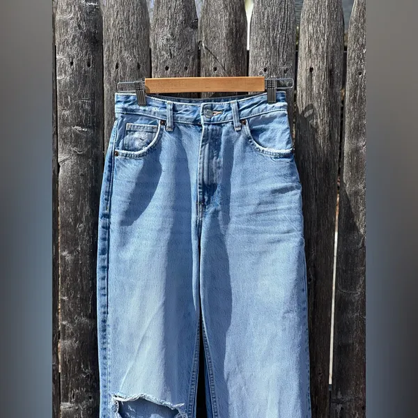 Zara women’s high - waisted Ripped wide leg jeans - Image 6