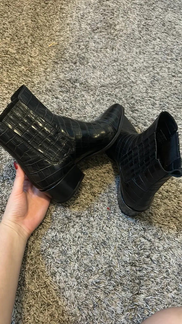 Vagabond Black Leather Platform Bootie - Image 4