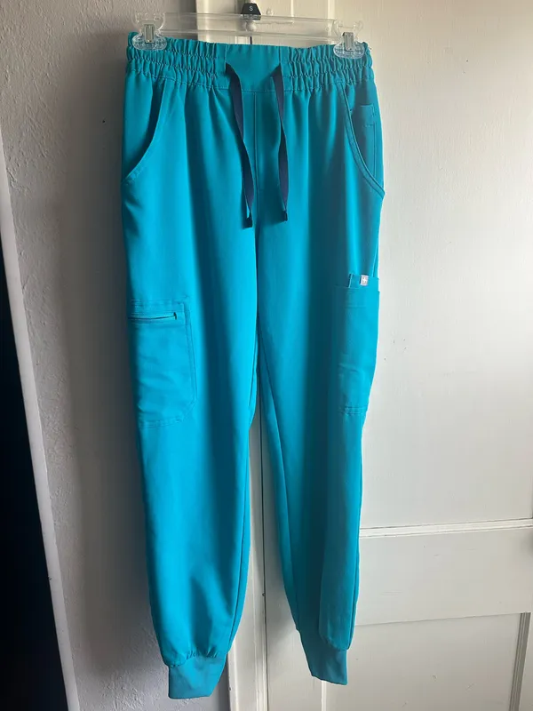 FIGS Scrub Pants Jogger - Image 3