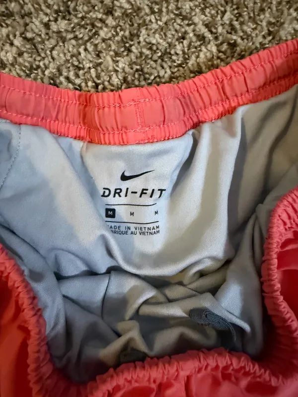 Nike Shorts Dri-Fit - Image 4