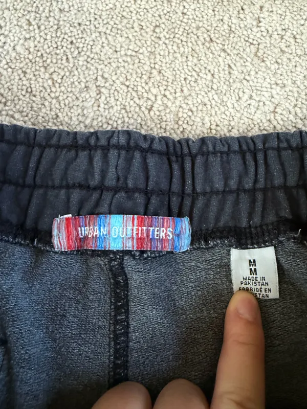 Urban Outfitters Black Washed Sweat Shorts – Size Medium - Image 4