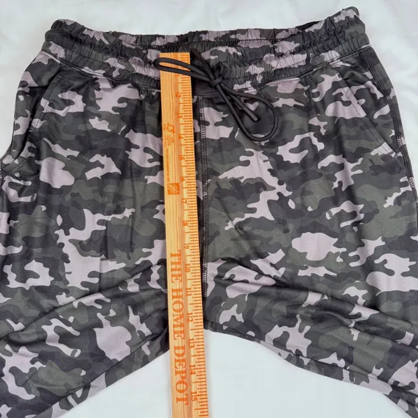 Fabletics High Waisted Performance Jogger Charcoal Camo Women's Large NWT - Image 7