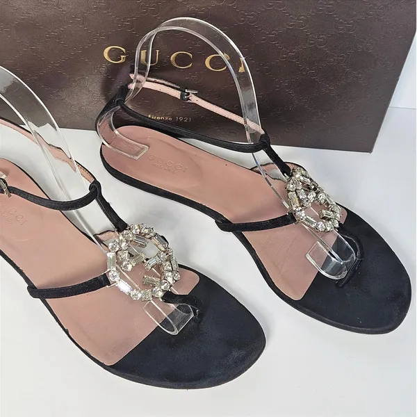 Gucci Black Suede Crystal Interlocking G T-Strap Flat Sandals Glam Size 37.5 - Image 6